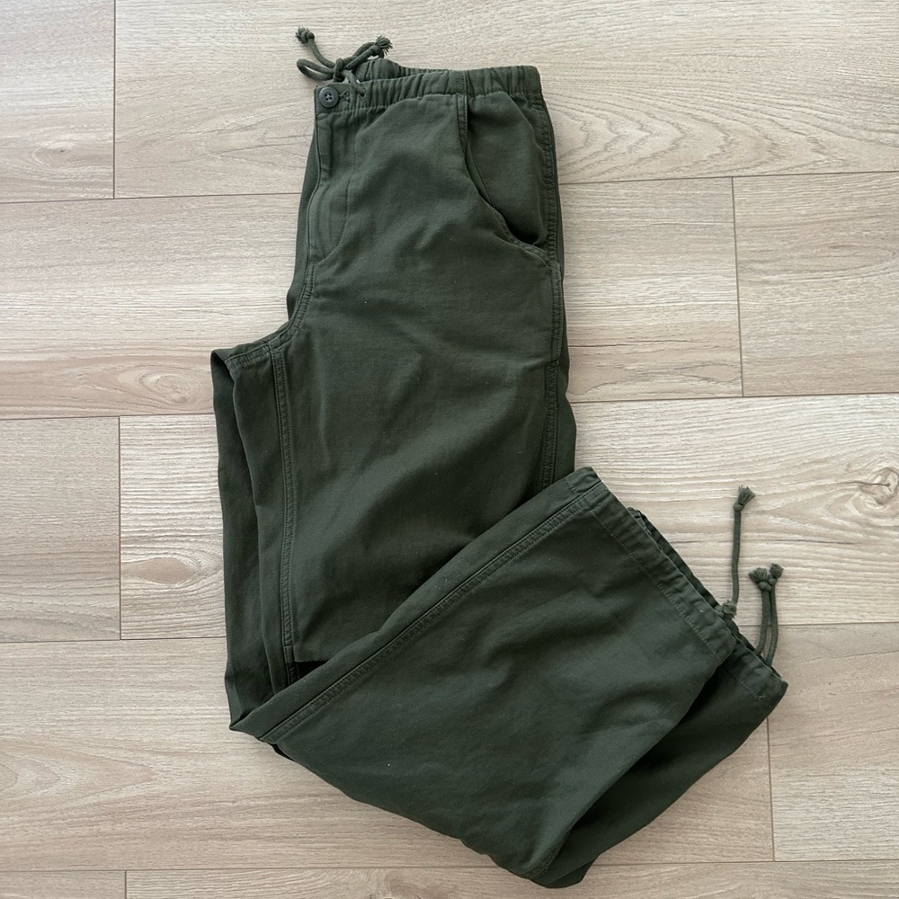 Women’s Olive Drawstring Jogger Pants